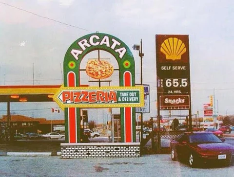Arcata Pizzeria Sign